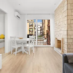 https://3br-2bh-apartment-in-the-city-center.catalonia-hotels.com